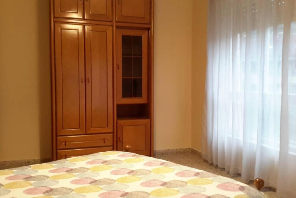 Apartamentos Campomanes Екстериор снимка